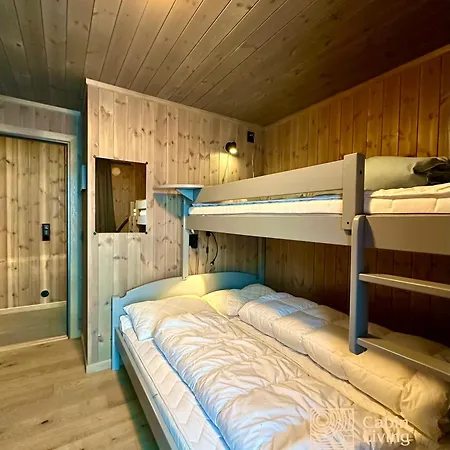 New With Sauna And In Out *